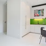 Smolenskiego By Renters 아파트 *