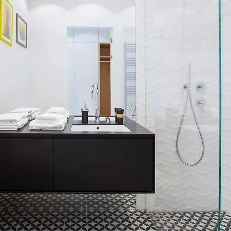Smolenskiego By Renters * Warszawa